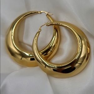 LARGE VINTAGE GOLD HOOPS